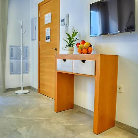 Apartment In Conil Near Scenic Beaches, Cleaning Included